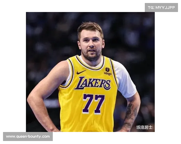 湖人五连客首胜,里夫斯复出缓解东契奇组织压力 湖人五连客首胜,里夫斯复出缓解东契奇组织压力